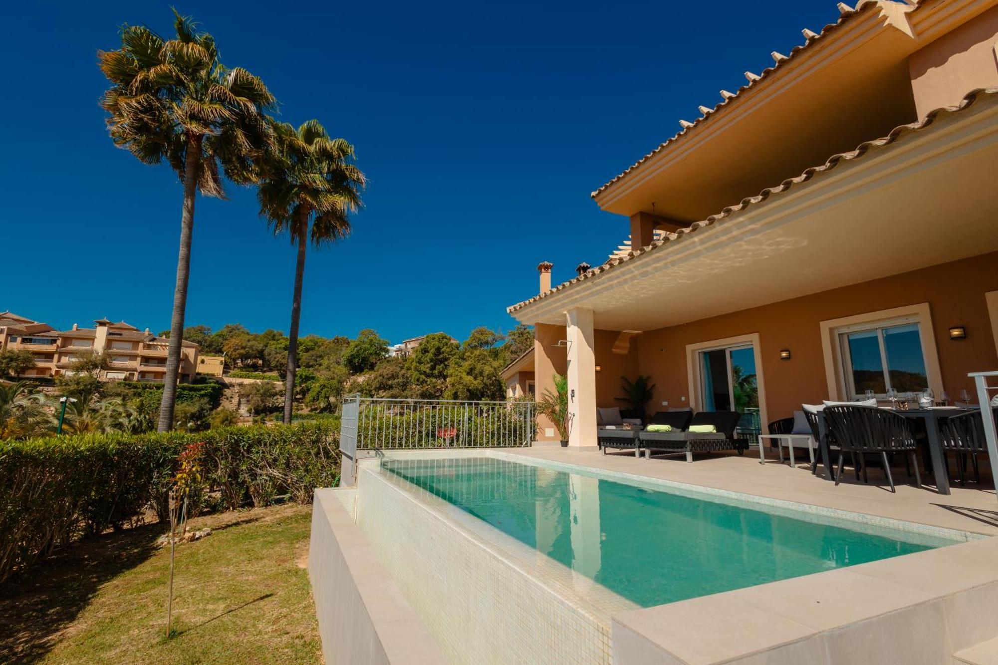 Private Heatable Infinity Pool With Sea Views In La Mairena, Marbella Apartment Sitio de Calahonda Ngoại thất bức ảnh